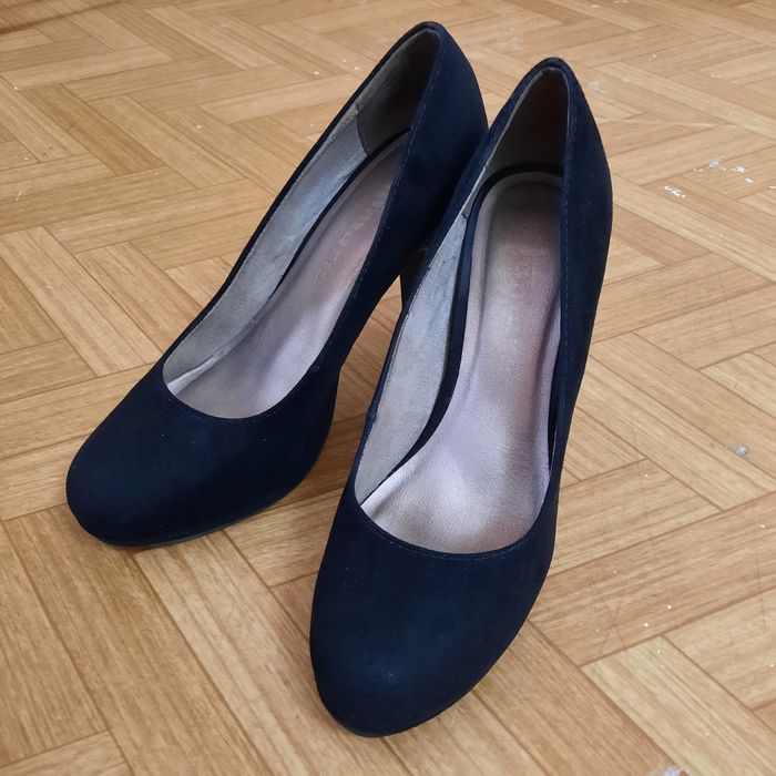 Продам туфли Tamaris