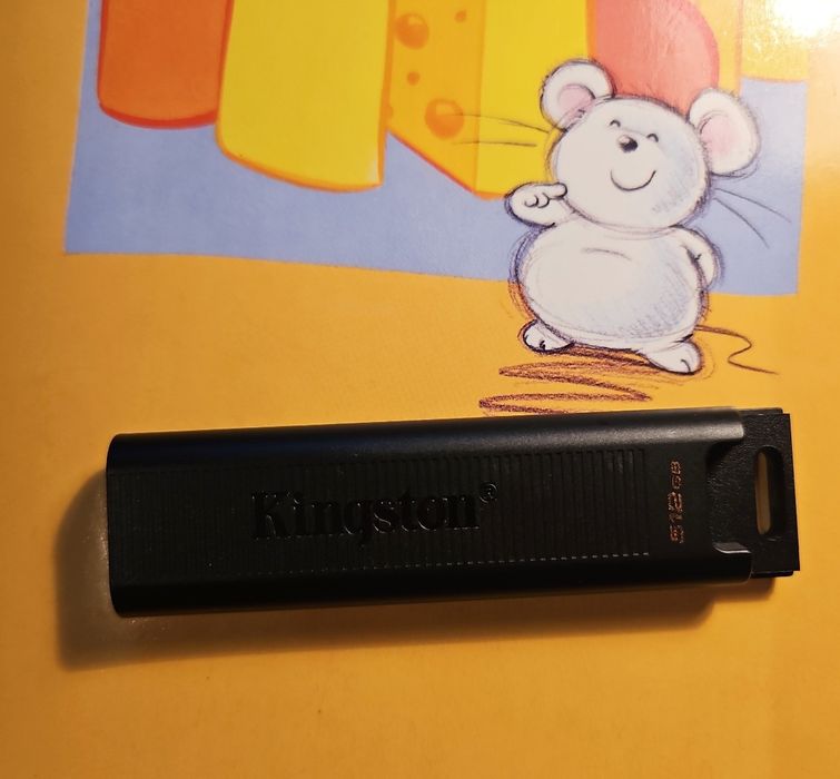 Флэшка, жёсткий диск