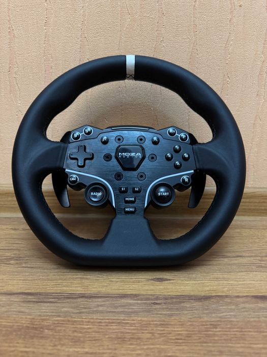 Руль Moza R5V2 Bundle  в идеальном состоянии