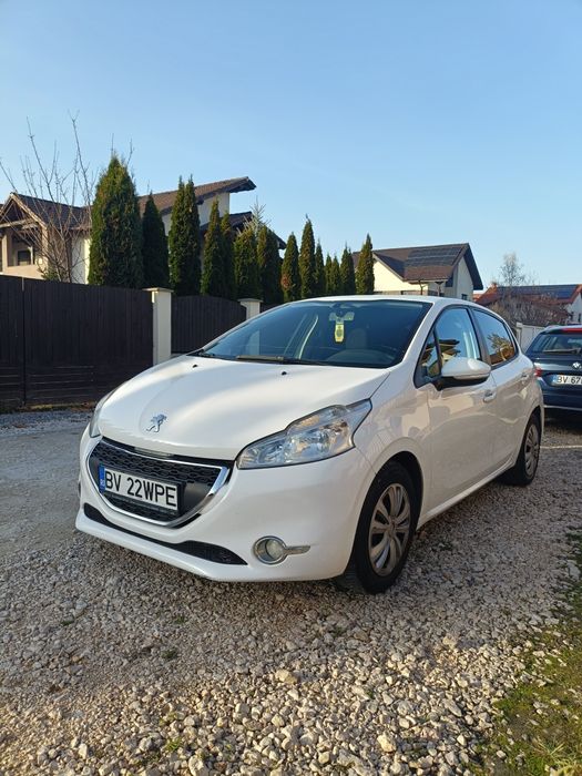 Peugeot 208  desel 2013 1.4hdi euro 5