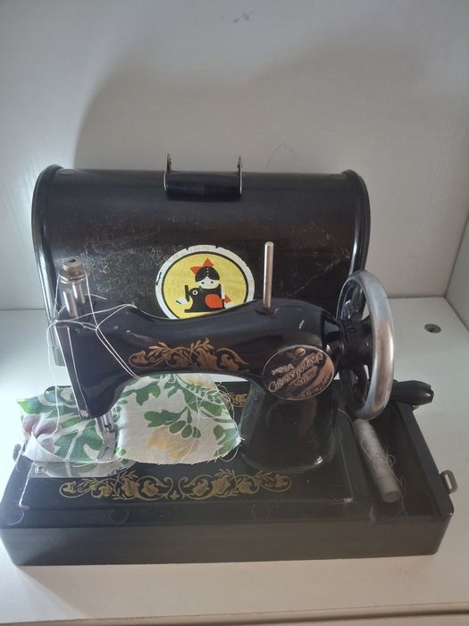 Датская швейная  машинка