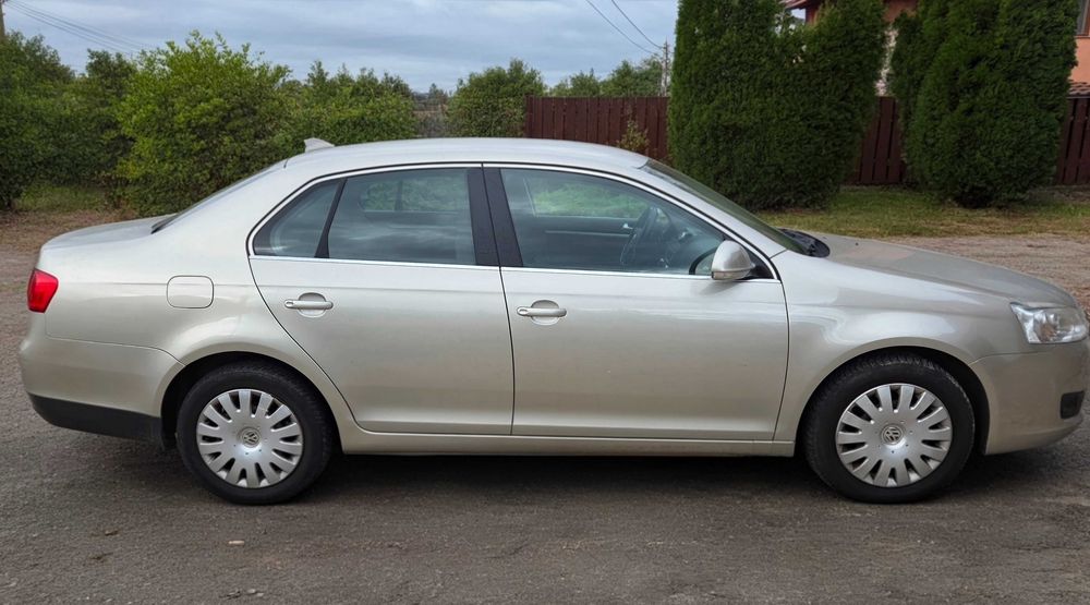 VOLKSWAGEN Jetta 2007 — imagine 3