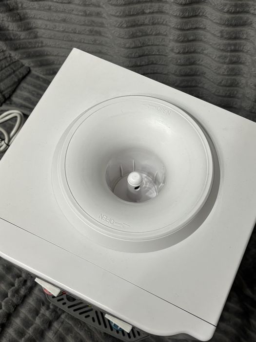 Кулер для воды компактный