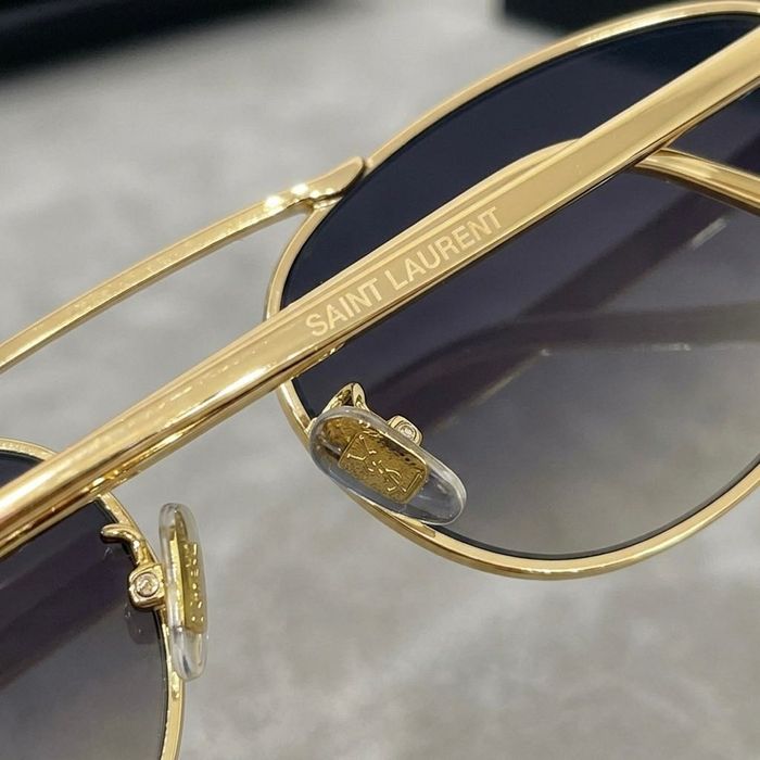 Слънчеви очила Saint Laurent 8012