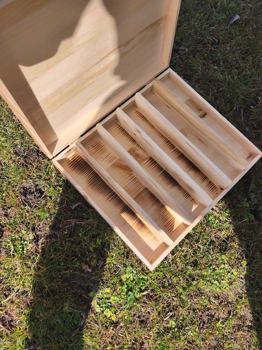 Дървена кутия за воблери