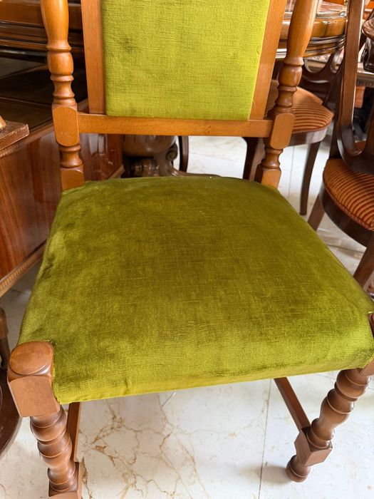 Scaune lemn si textil
