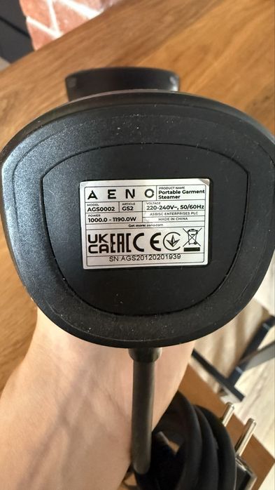 Уред за гладене с пара AENO - GS2