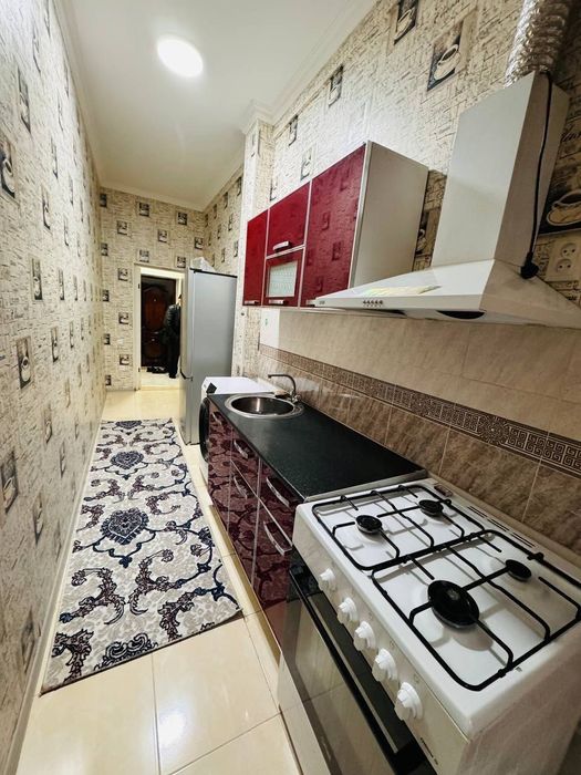 1 xonali kvartira sotiladi