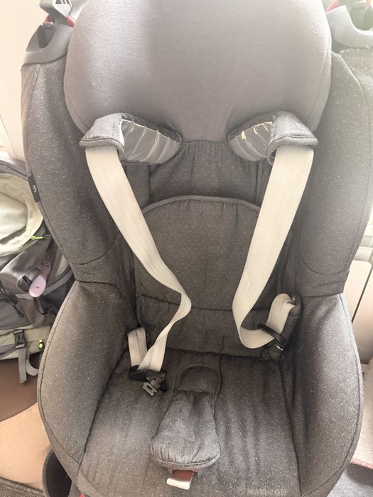 Продам автокресло maxi-cosi