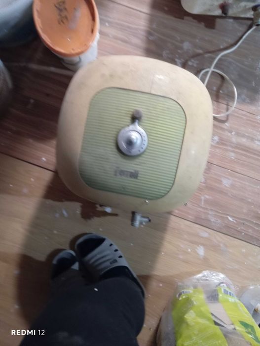 Boiler electric Ferroli Cubo 10 L, 1500 W