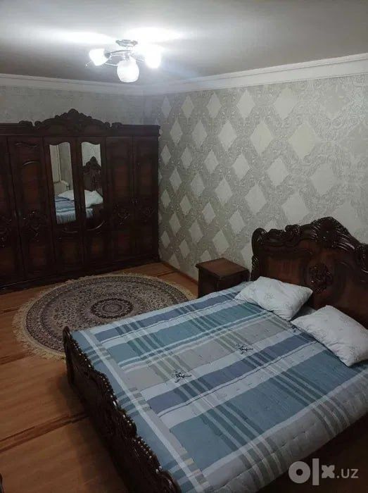 Квартира на Караташ -колледж Бенькова 3/1/4 общ пл 80м ,балкон 2*6