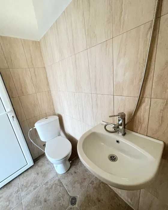 Продава се Офис в Царево - 43 кв.м за 989 €/кв.м - Снимка #5