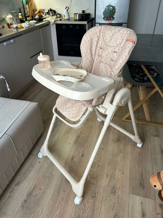 Стул Happy Baby для кормления