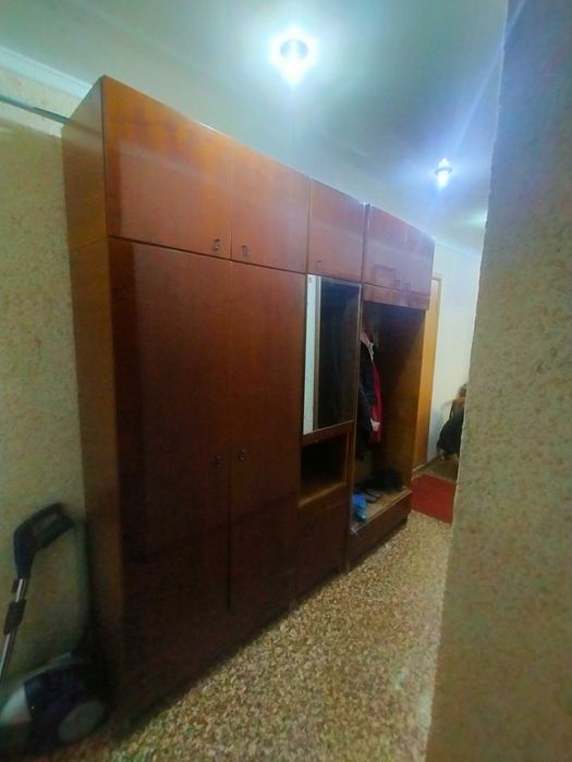 Продам  прихожую