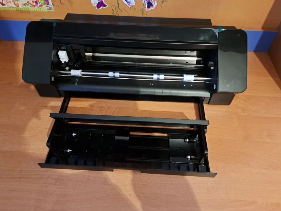 Плоттер Silhouette Cameo 4