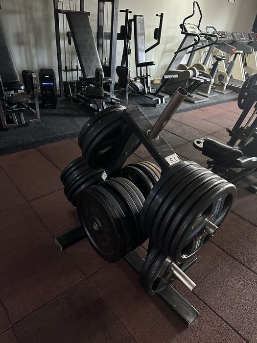 Sala de fitness completa