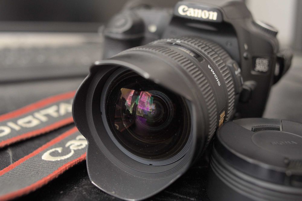 Canon 30D body vintage cu/fara obiectiv ultra wide Sigma 8-16mm HSM