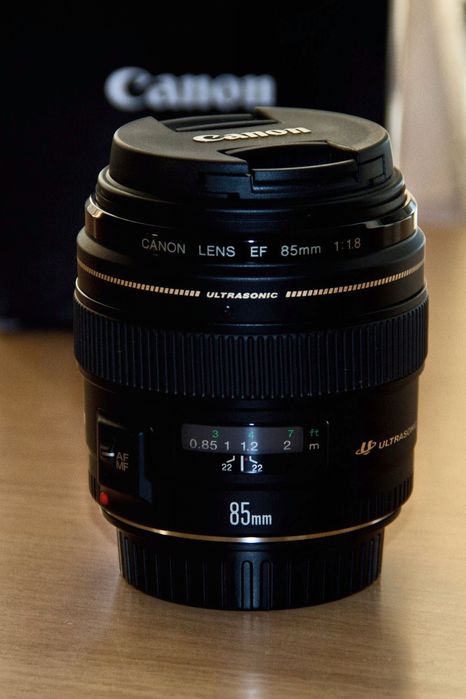 Объектив Canon 85mm японский