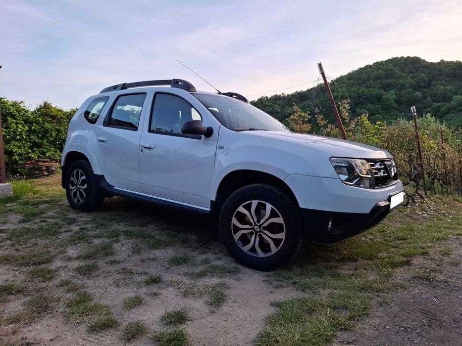 DACIA DUSTER SUB 100000 Km = 4x4 DIESEL 1.5 DCI = 2016