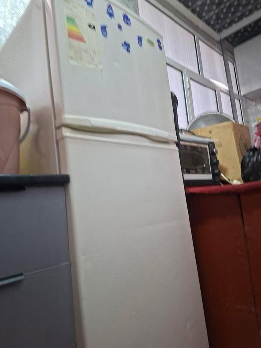 Muzlatgich xolati vapshi zoʻr ishlaydi boyi baland