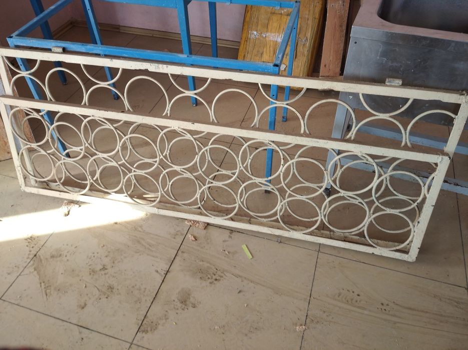 Решетка для двери