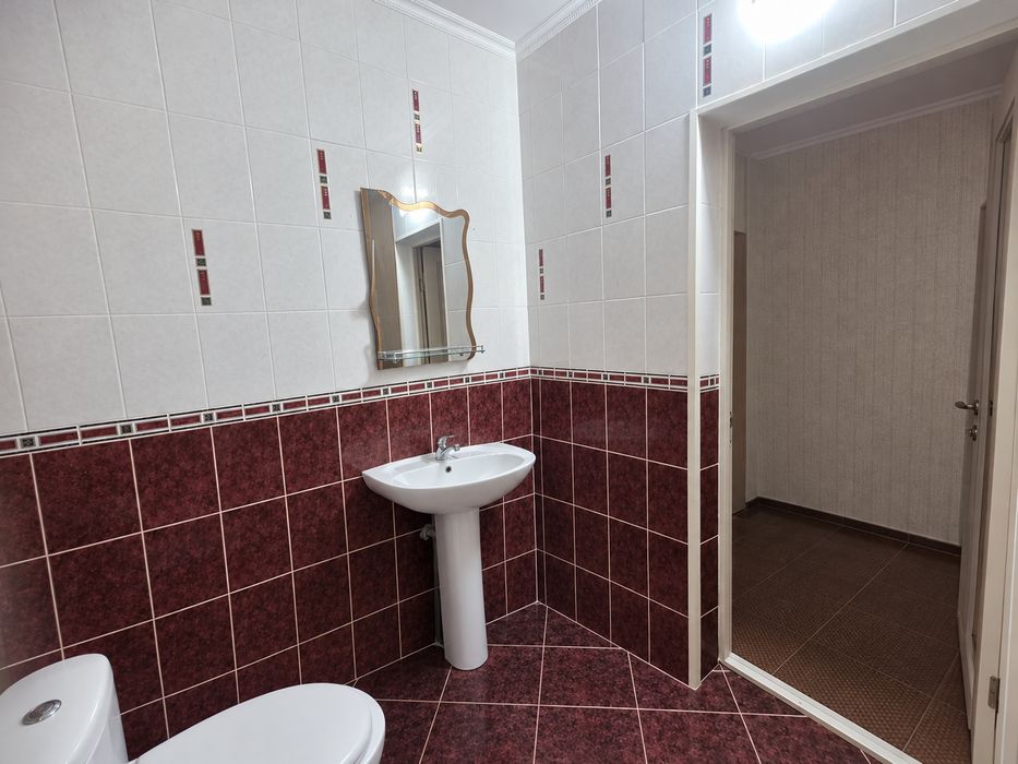 Продаю трех комнатную квартиру