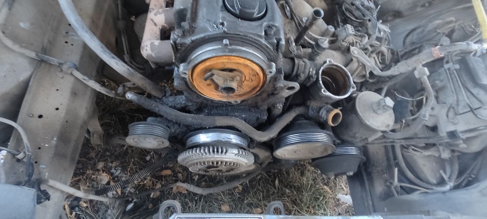 В разборе мерс W124