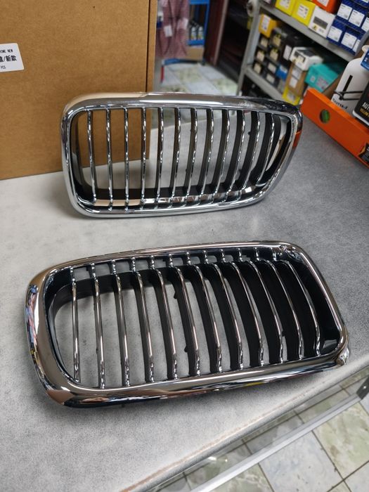 BMW E38 ноздри хром новые