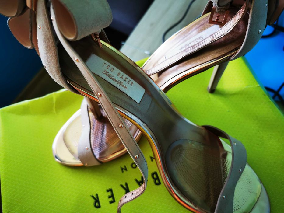 Чисто нови Тed Baker London