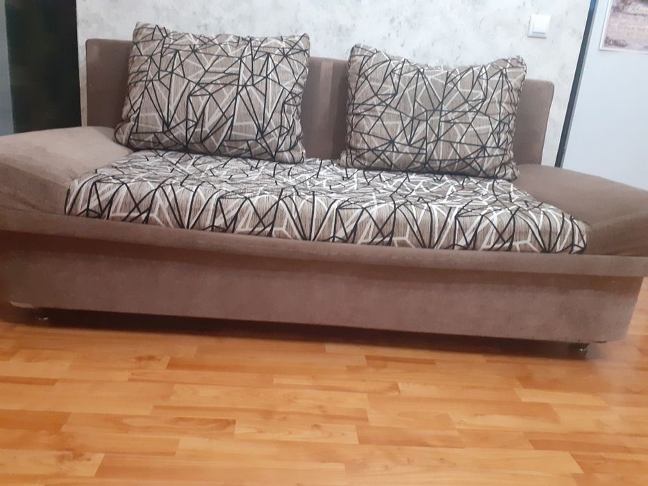 Продам диван еврокнижка