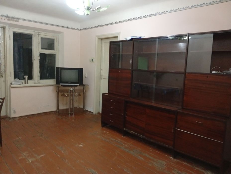 Продается квартира срочно  в центре Ферганы , Сотилади Фаргона шахрида