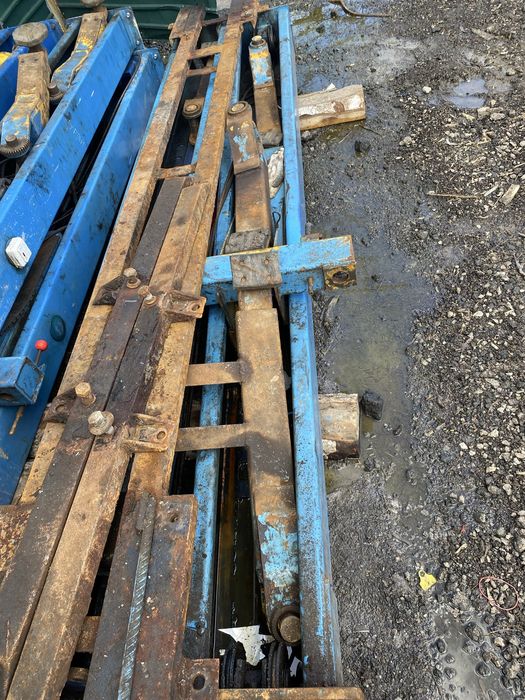 Автоподьемник двухстоечный 380вольт