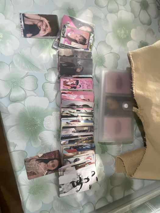 Крор карточки продаю срочно