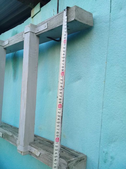 продам деревяную лестницу