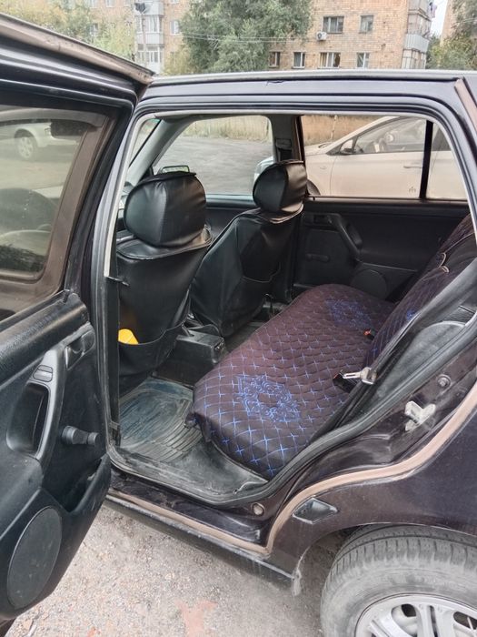 Продам Гольфа 1.6 на ходу.