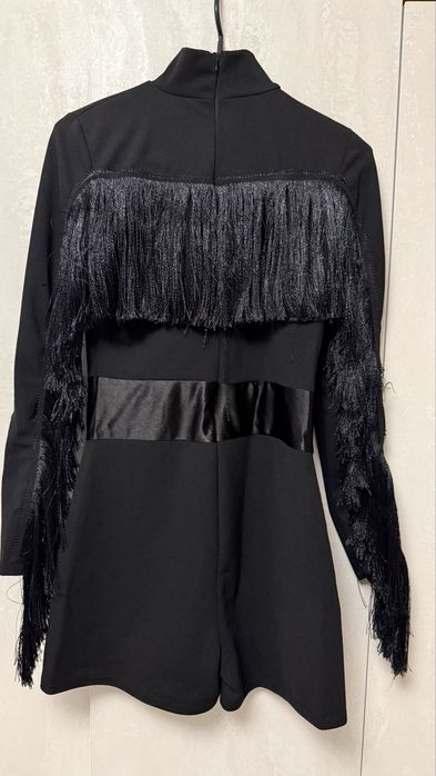 Продавам рокля и гащеризон С/М размер