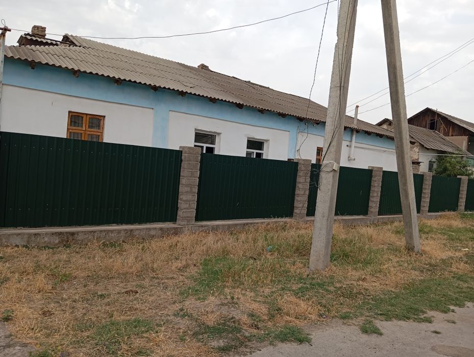 Quyi chirchiq uy sotiladi