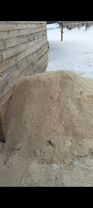 Стройматериалы: доски, дрова, опилки