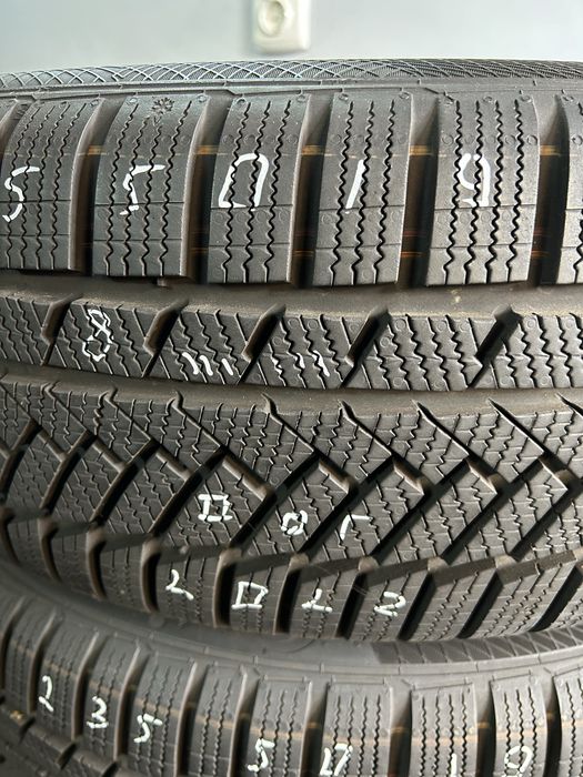 235/50/19 Continetal TS 850P 4 бр Зимни