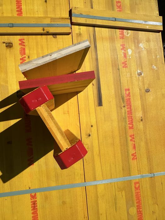 Panouri cofraje KAUFMANN K1 , placa galbena , montanti, distantier