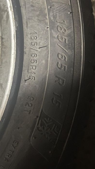 Продам диски с резиной зима б/у