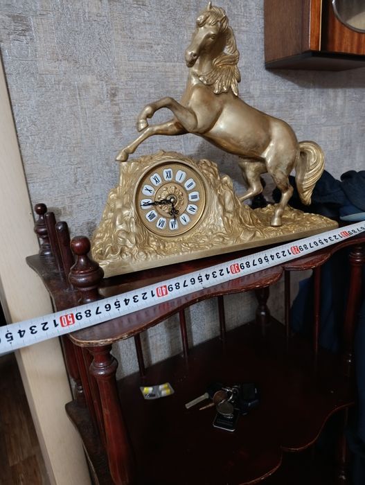 Продам этажерку дерево