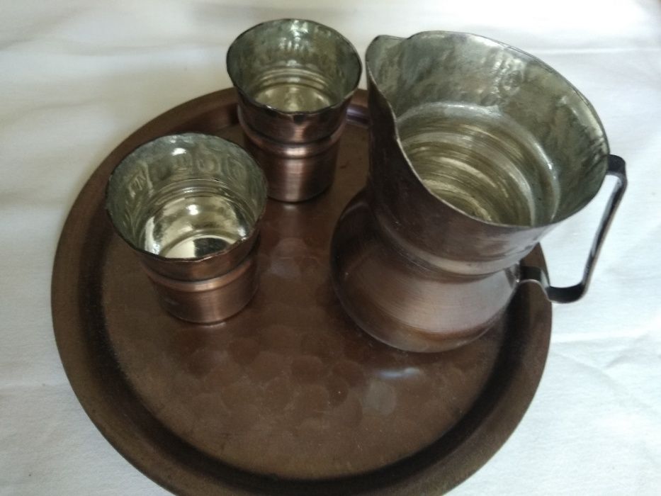 Продавам стари ретро  медни ДЖЕЗВЕТА, чаши и подноси