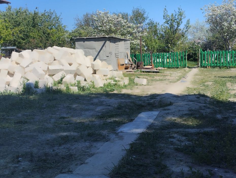 Времянка сатылады таскала 3 дачадан
