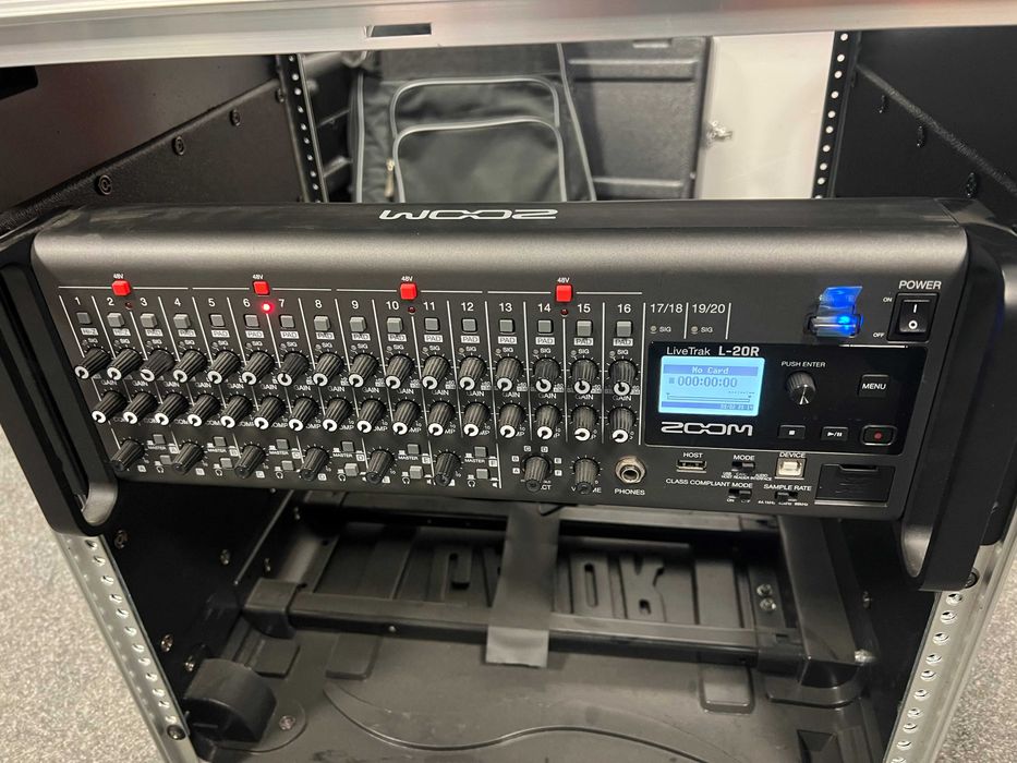 Zoom LiveTrak L-20R Mixer / Interfata audio / Recorder digital