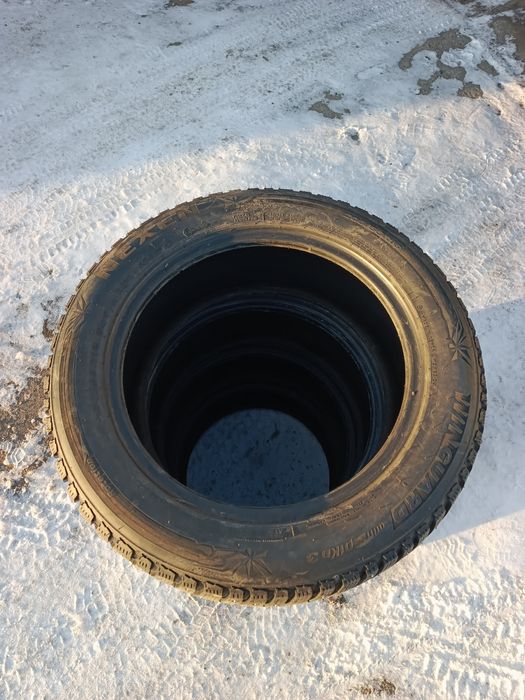 Продам зимние шины