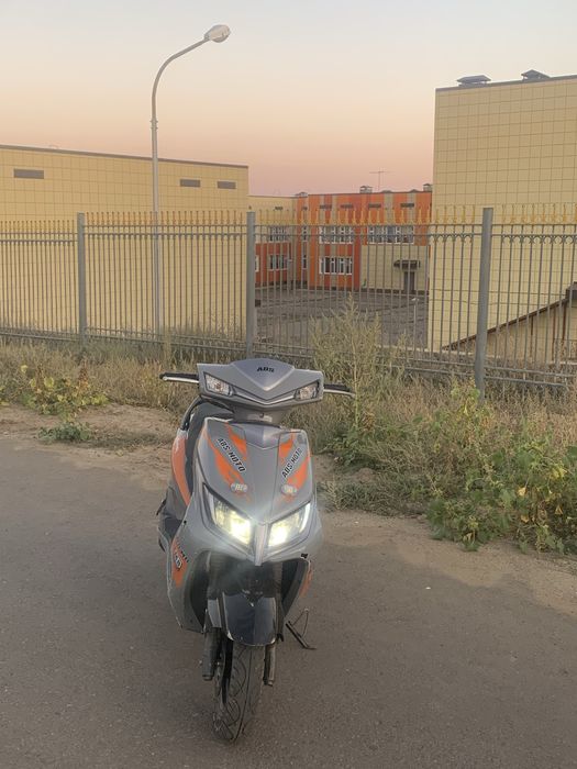 Жігіттер м8 про саталыда