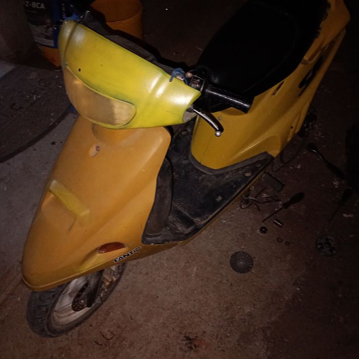 Scuter de vânzare nefuncțional