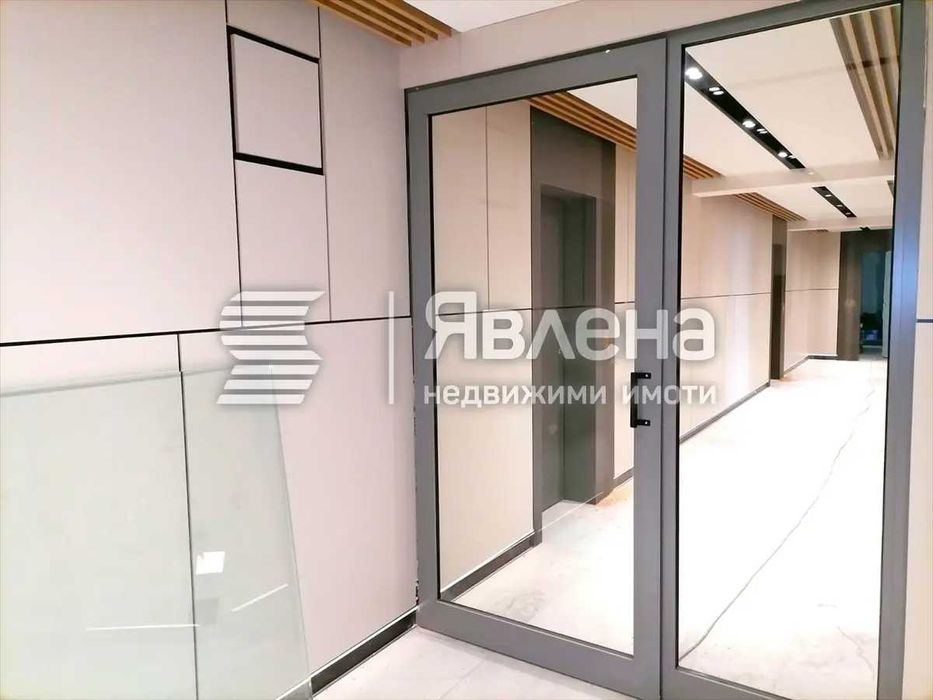 Продава се Офис в София, Център - 110 кв.м за 1425 €/кв.м - Снимка #2