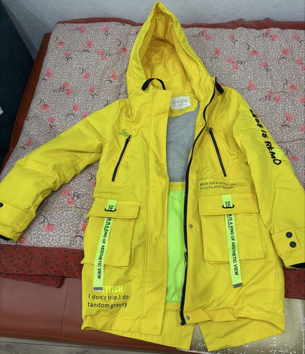 Куртка и куртка безрукавка